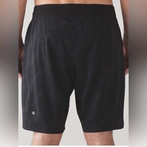 Lululemon | T.H.E. Short *Luxtreme Liner 9” Size Medium